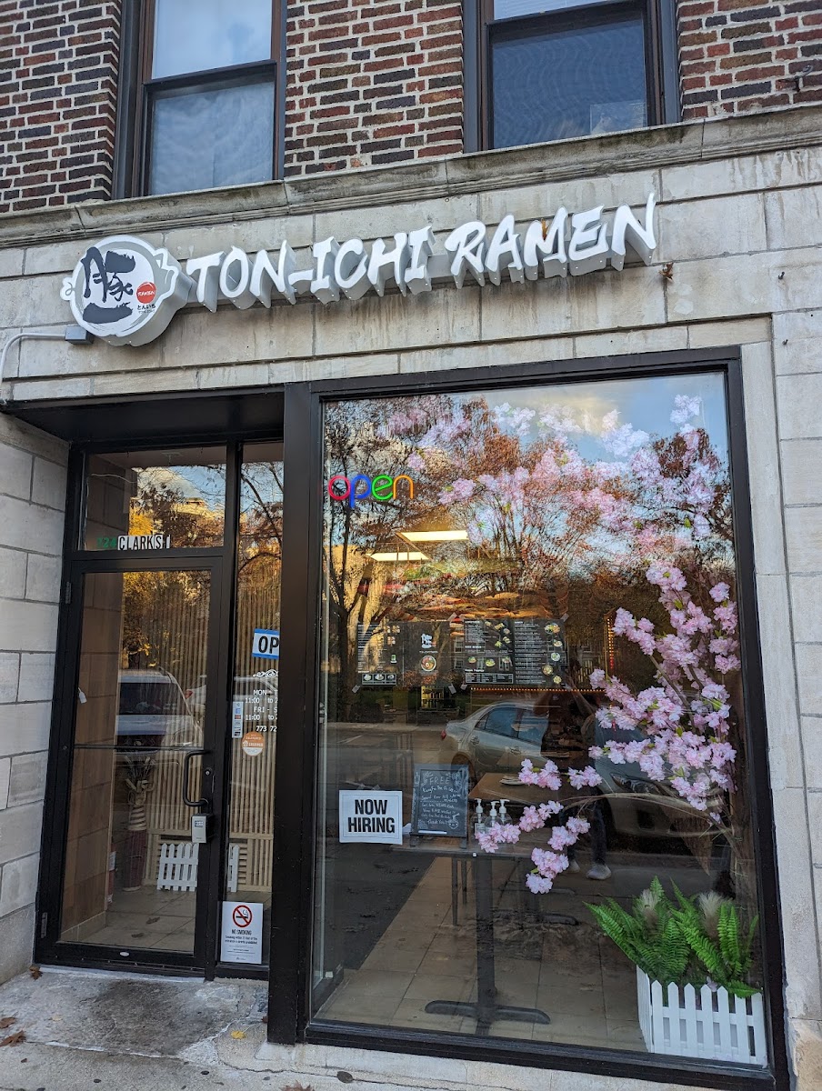 Pho Ever Ramen &bubble Tea House